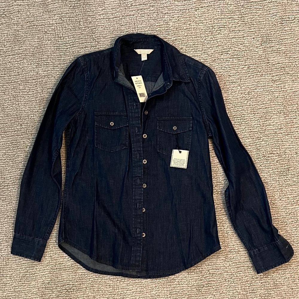 Banana Republic long sleeve denim button down